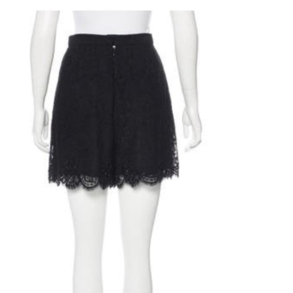 🎉LAST CHANCE🎉 PAMELA DENNIS Black Lace Sequin Beaded Dress Shorts - Picture 3 of 8